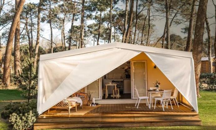 Camping Familial - Parc Aquatique - Grande Aire De Jeux A La Montagne Agos-Vidalos Exterior photo